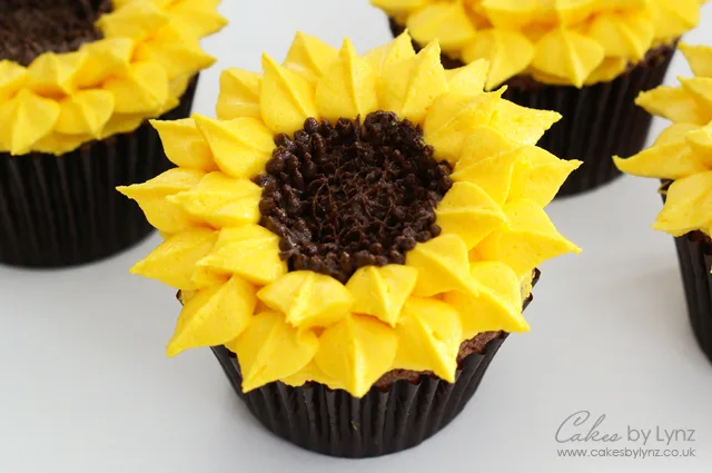 sunflower cupcake