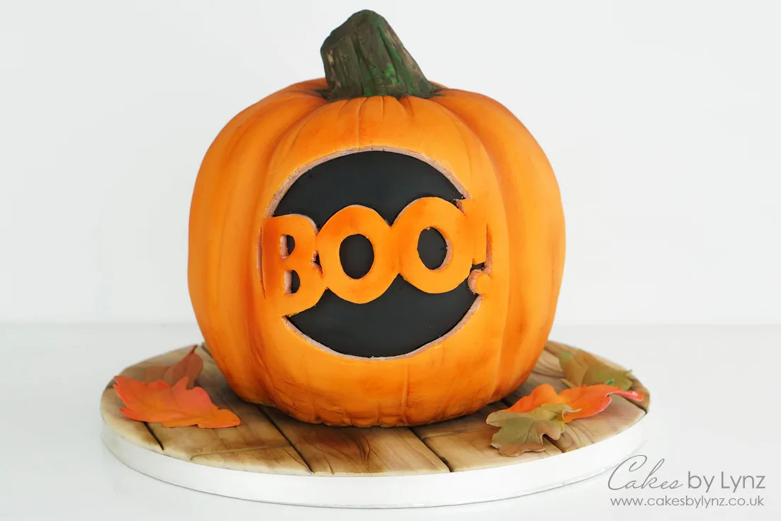 Halloween Pumpkin Cake – Collaboration with The Lovely Baker