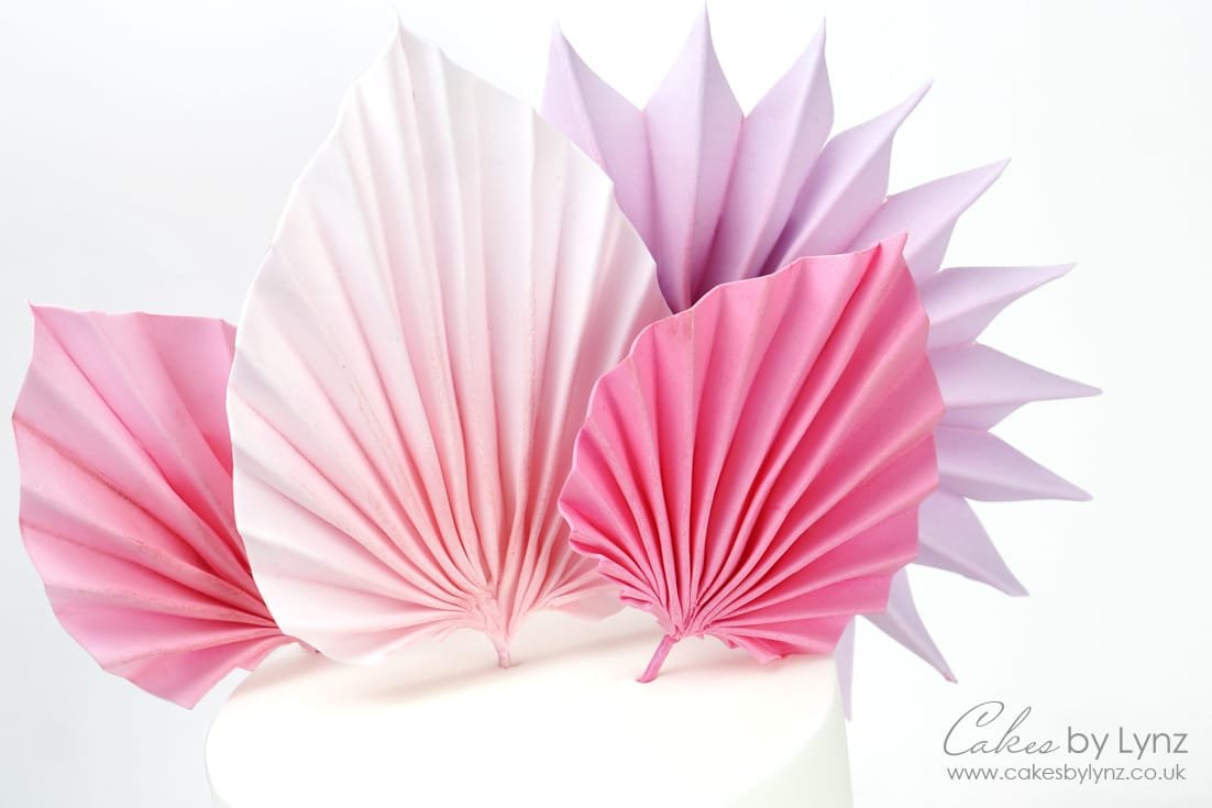 How to make gumpaste palm leaves to add onto your cakes