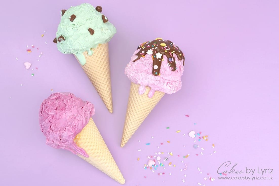 Ice Cream Themed Cakesicle Tutorial