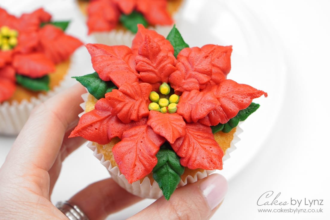 poinsettia cupcakes tutorial