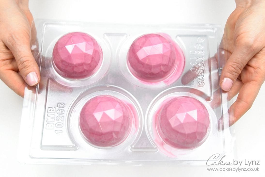 fest cake london geometric ball mouldtutorial 8