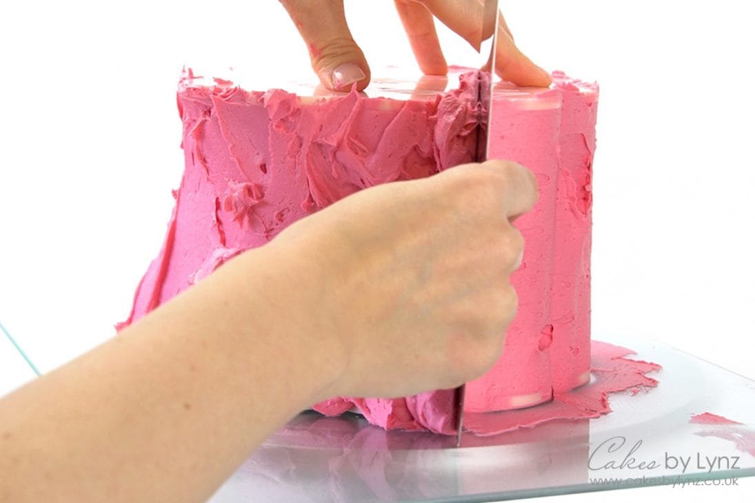 Scallop cake tutorial with acrylic discs