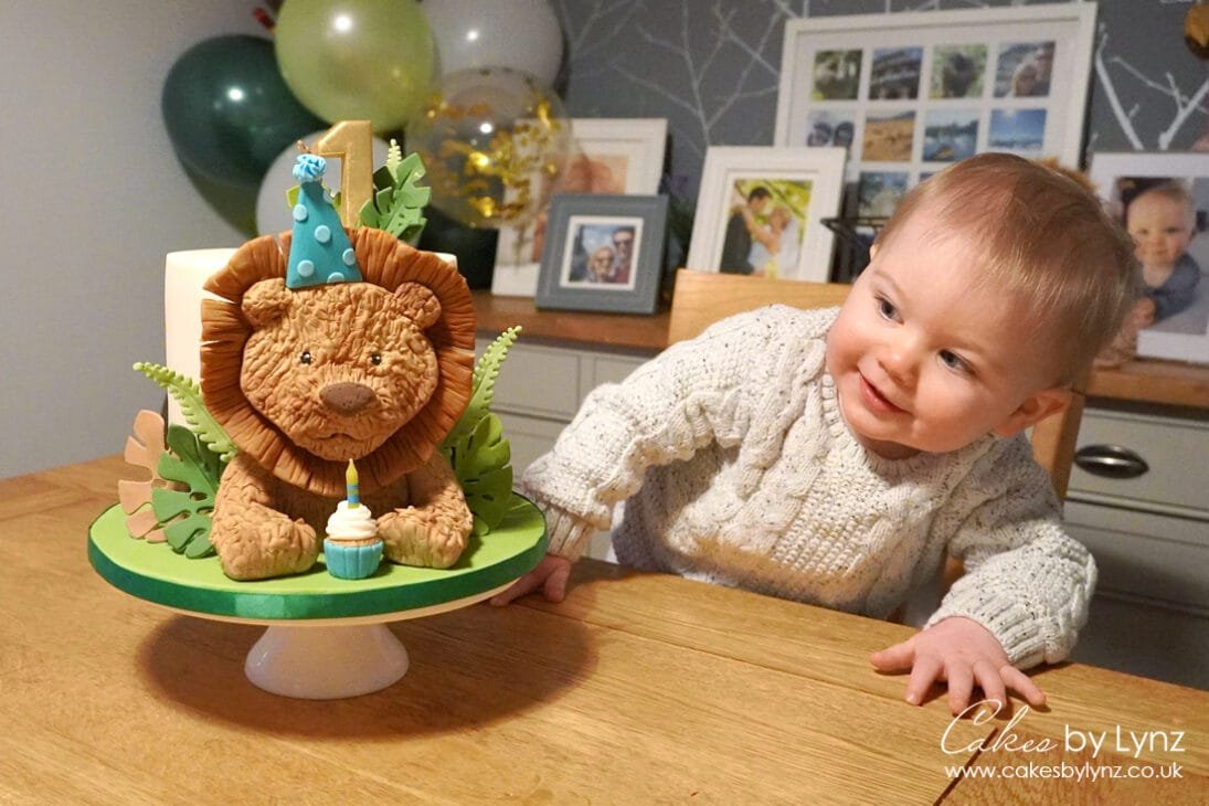 Lion birthday cake