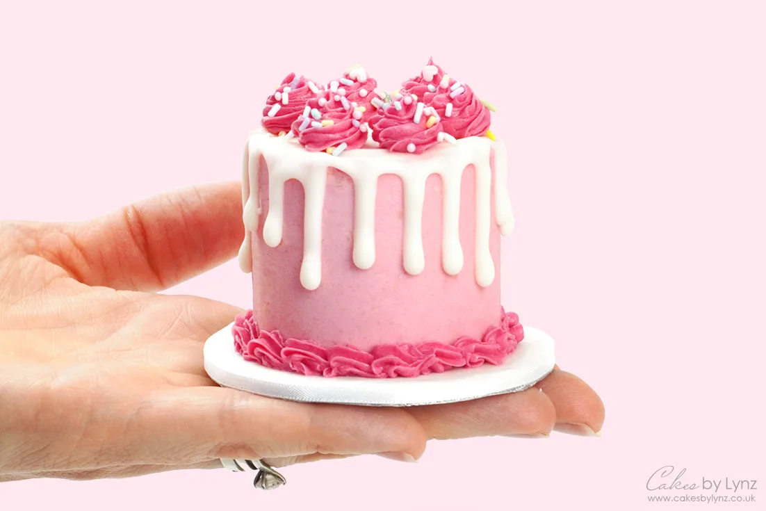 Making A Teeny-Tiny Mini Cake – Miniature Baking Tutorial