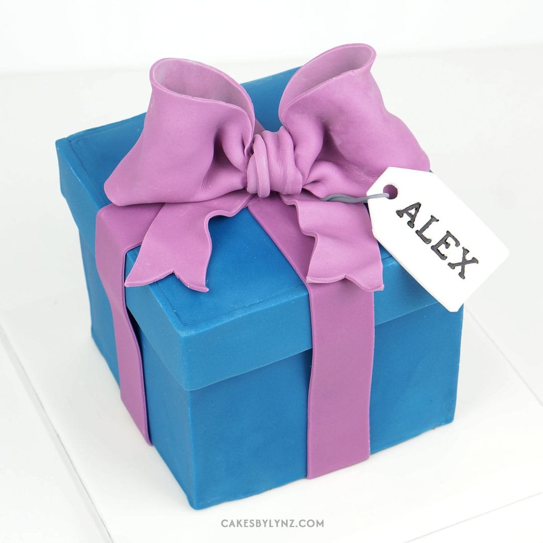 Christmas present cake idea