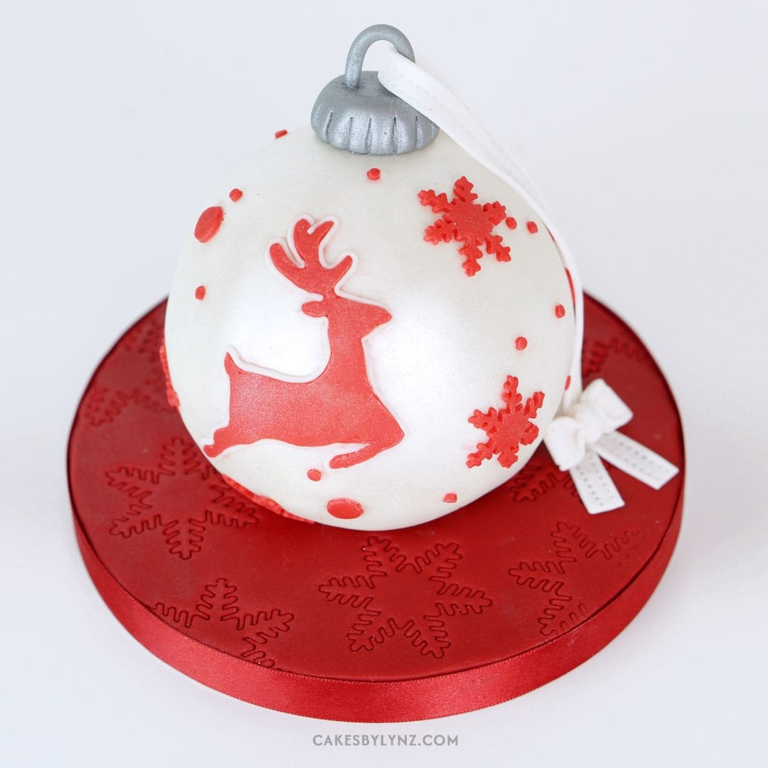 bauble cake tutorial is it cake