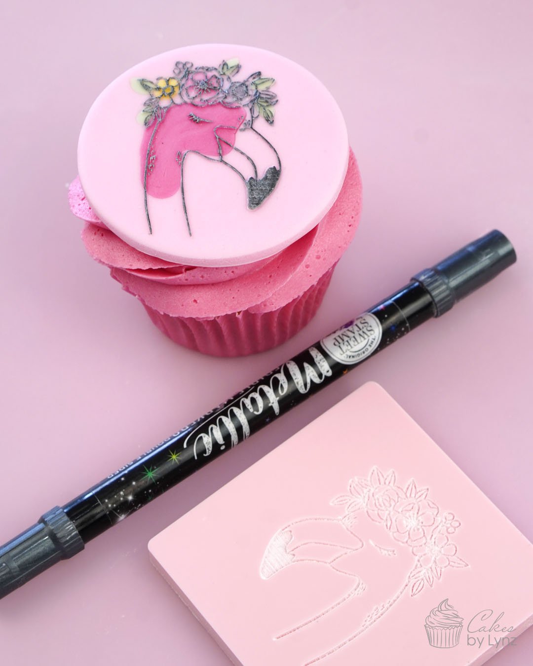 Flamingo cupcake with Sweet Stamp outboss stamp and edible pen