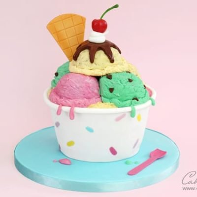Ice Cream sundae Cake