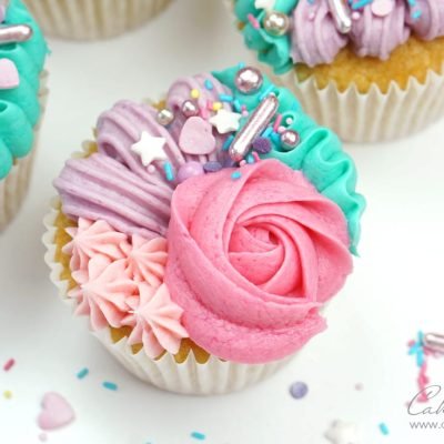 buttercream cupcake piping techniques tutorial